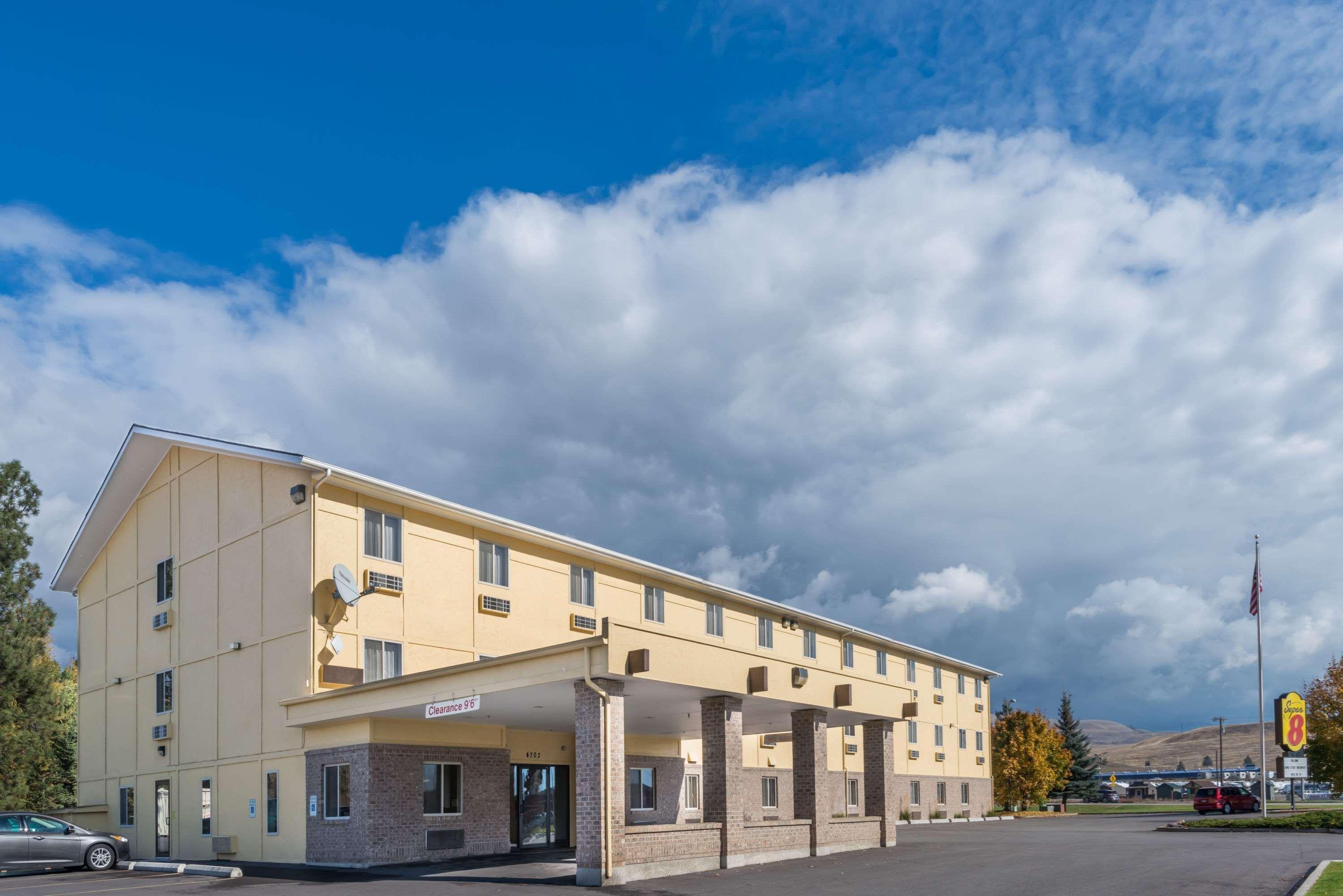 Super 8 By Wyndham Missoula/Reserve St. Экстерьер фото